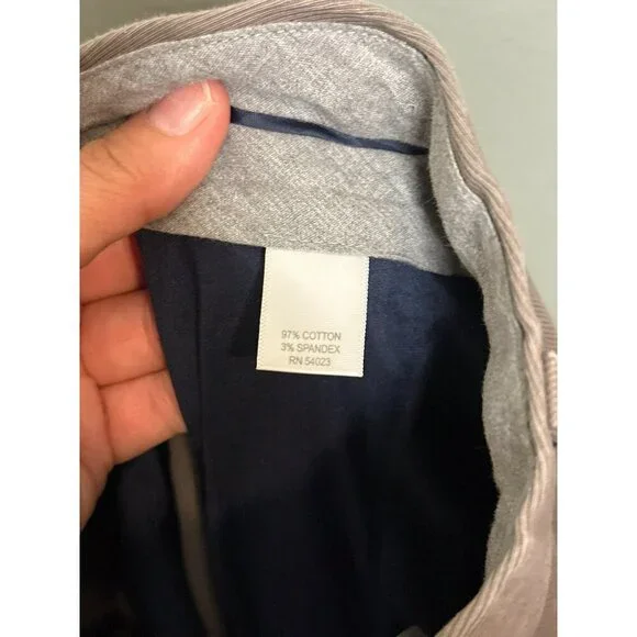 Banana Republic Men's 34" x 32" Classic Fit Chino's Straight Leg - Picture 12 of 13